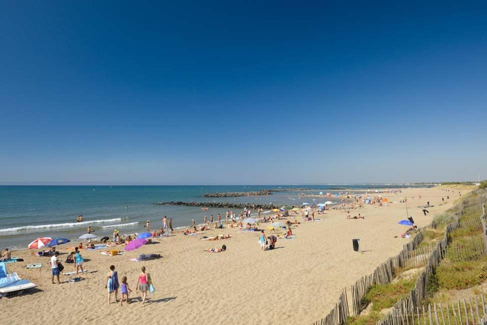 Camping Carabasse Vias Plage. Exterior photo